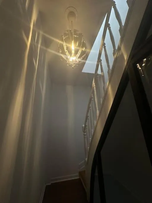 Welcome To Our Beautiful Triplex ! Apartment Brussels Belgium